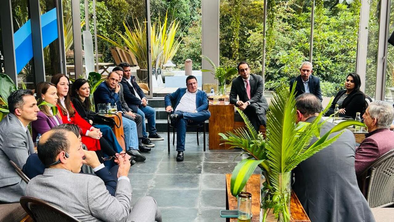 Bancada del Partido Liberal se reunió para analizar el papel de la colectividad en la campaña presidencial. 22/03/2022.