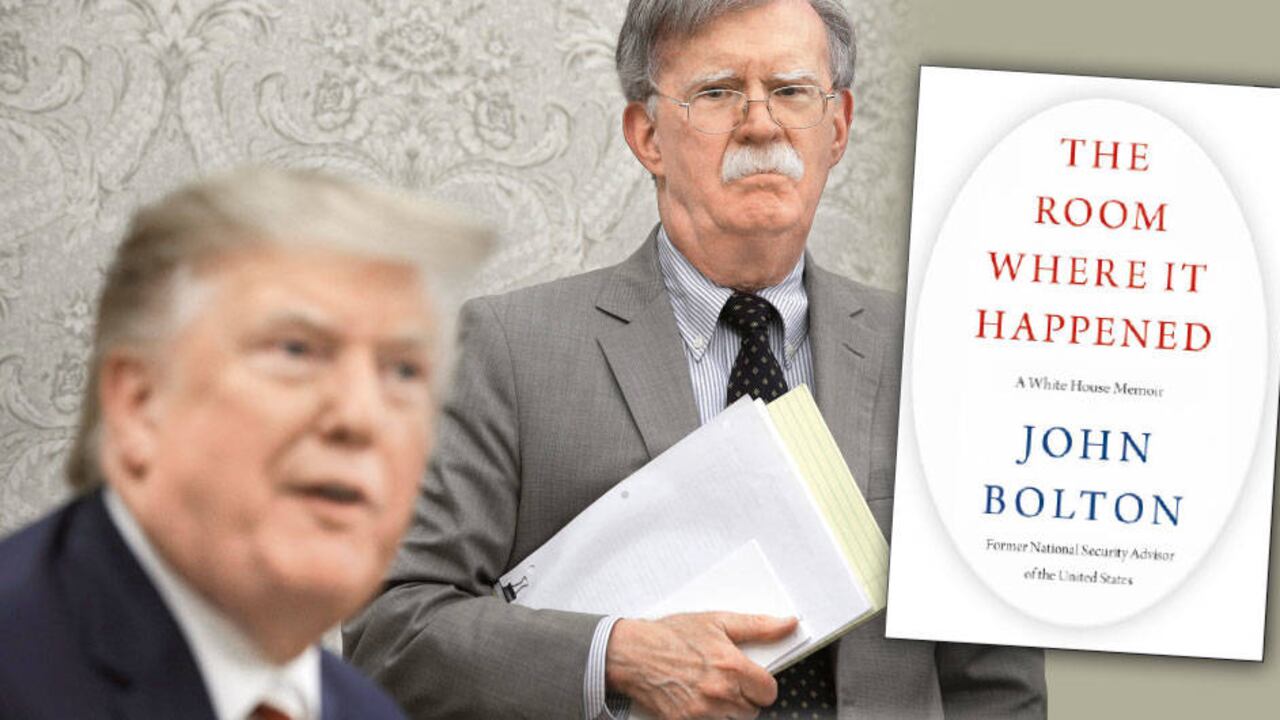 Trump trató de frenar la publicación del libro de Bolton. La Casa Blanca argumentó, sin éxito, que contenía asuntos de seguridad nacional. En The Room Where It Happened: A White House Memoir, el exconsejero Bolton reúne sus escandalosas experiencias en la Casa Blanca.