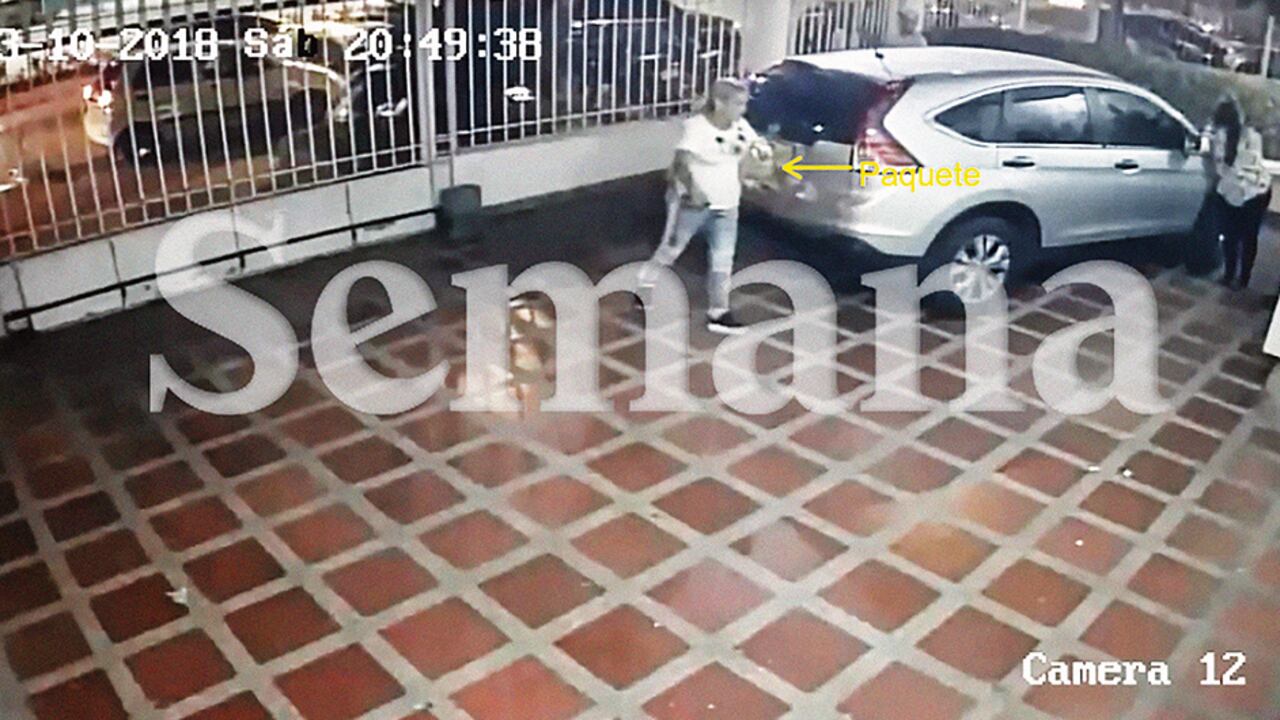 Según la descripción que hizo Aida Merlano, fue en el garaje de su sede política donde le entregaron un paquete con el dinero en efectivo.