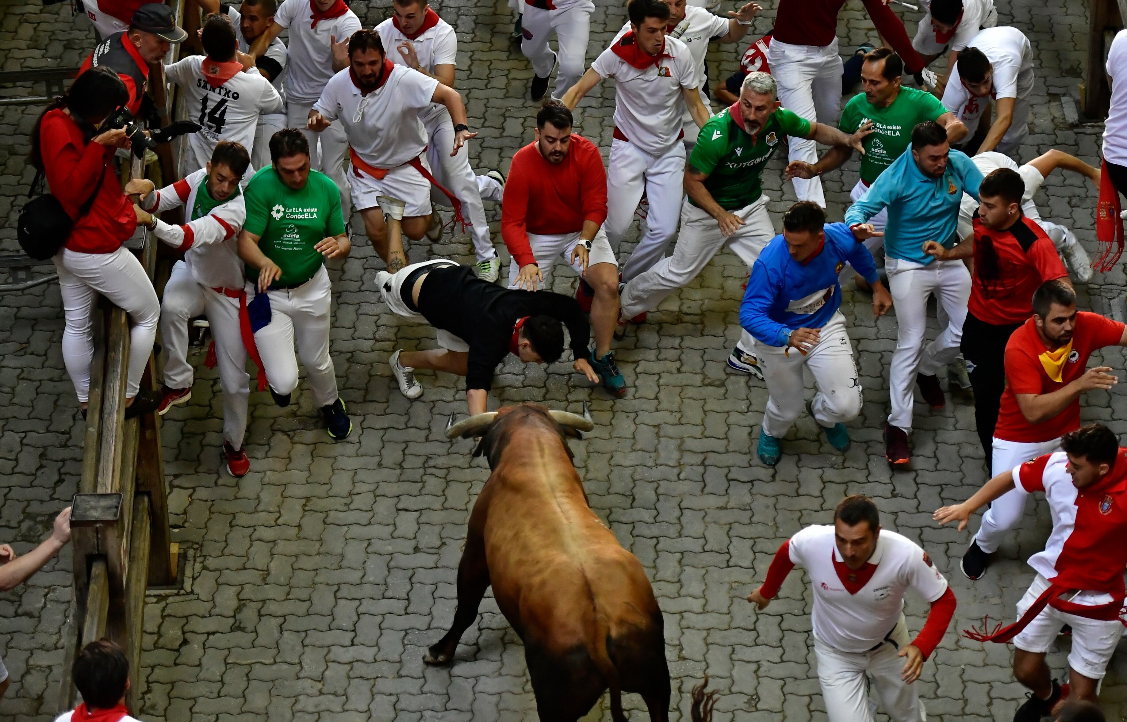 11 de julio de 2022. Aviador, número 92. Ganadería: Cebada Gago. Vallado de Telefónica. Pamplona, España. (AP Photo/Álvaro Barrientos)