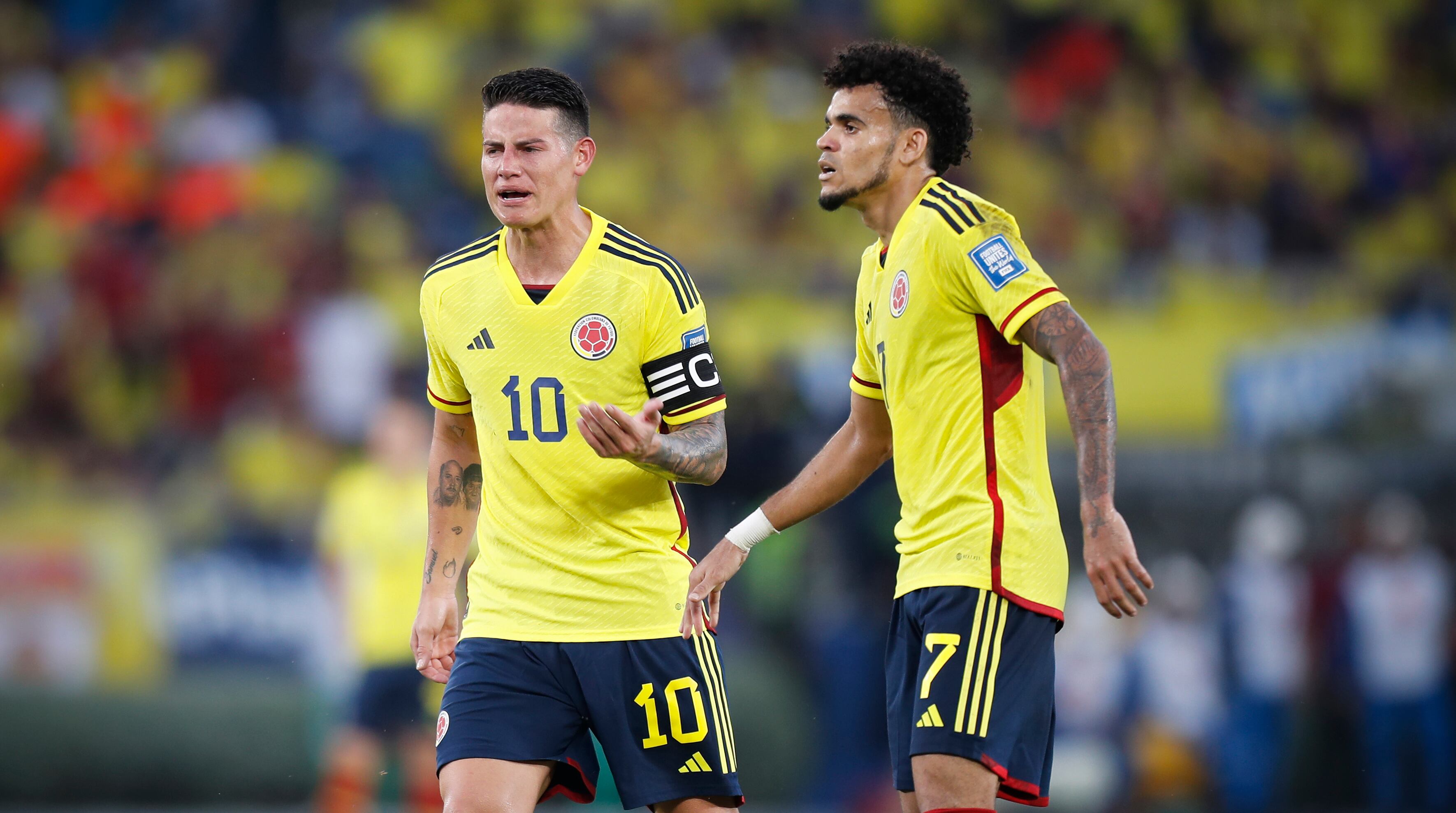 Luis Díaz y James Rodríguez
Colombia vs Uruguay  empate 2-2 
Eliminatorias al Mundial 2026
Baranquila estadio Metropolitano
Octubre 12 del 2023
Foto Guillermo Torres Reina / Semana
