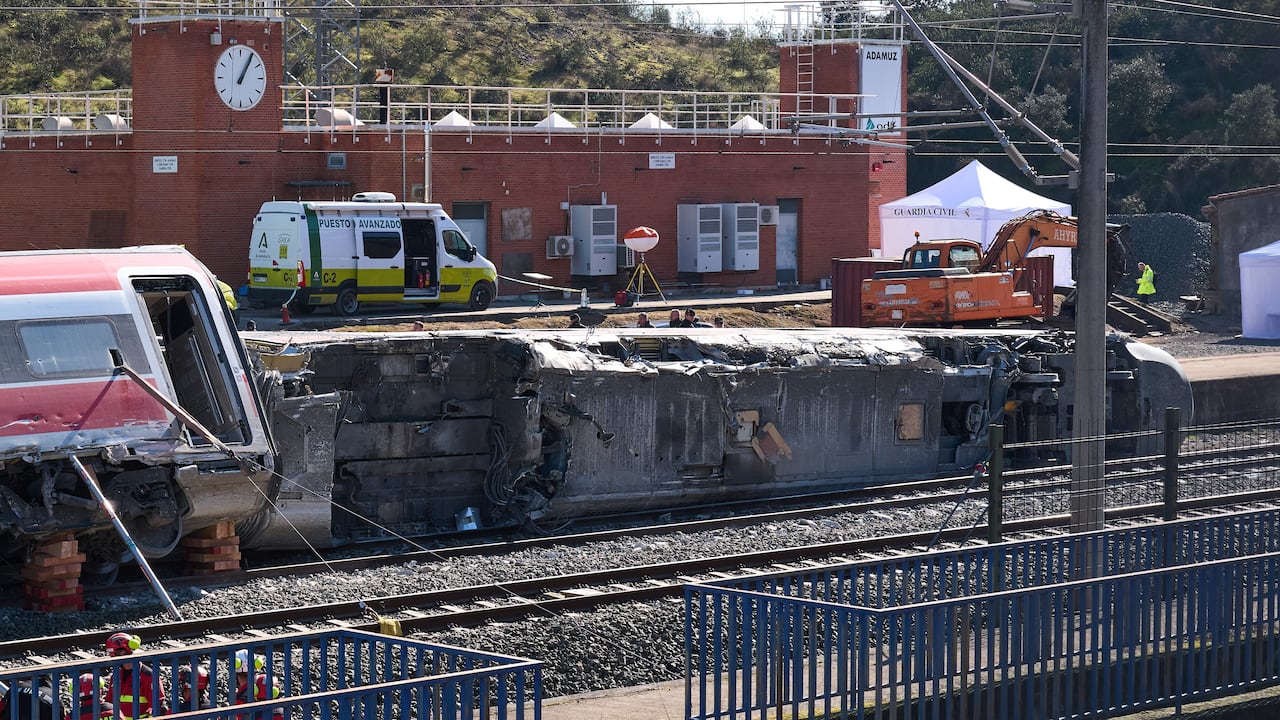 Hallaron más cuerpos de personas fallecidas.