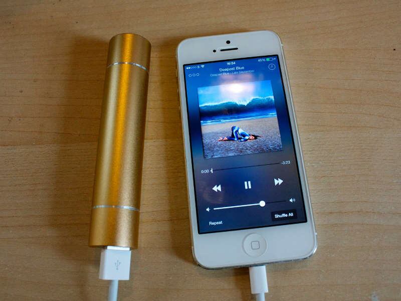 Muchas personas dejan toda la noche cargando su celular.