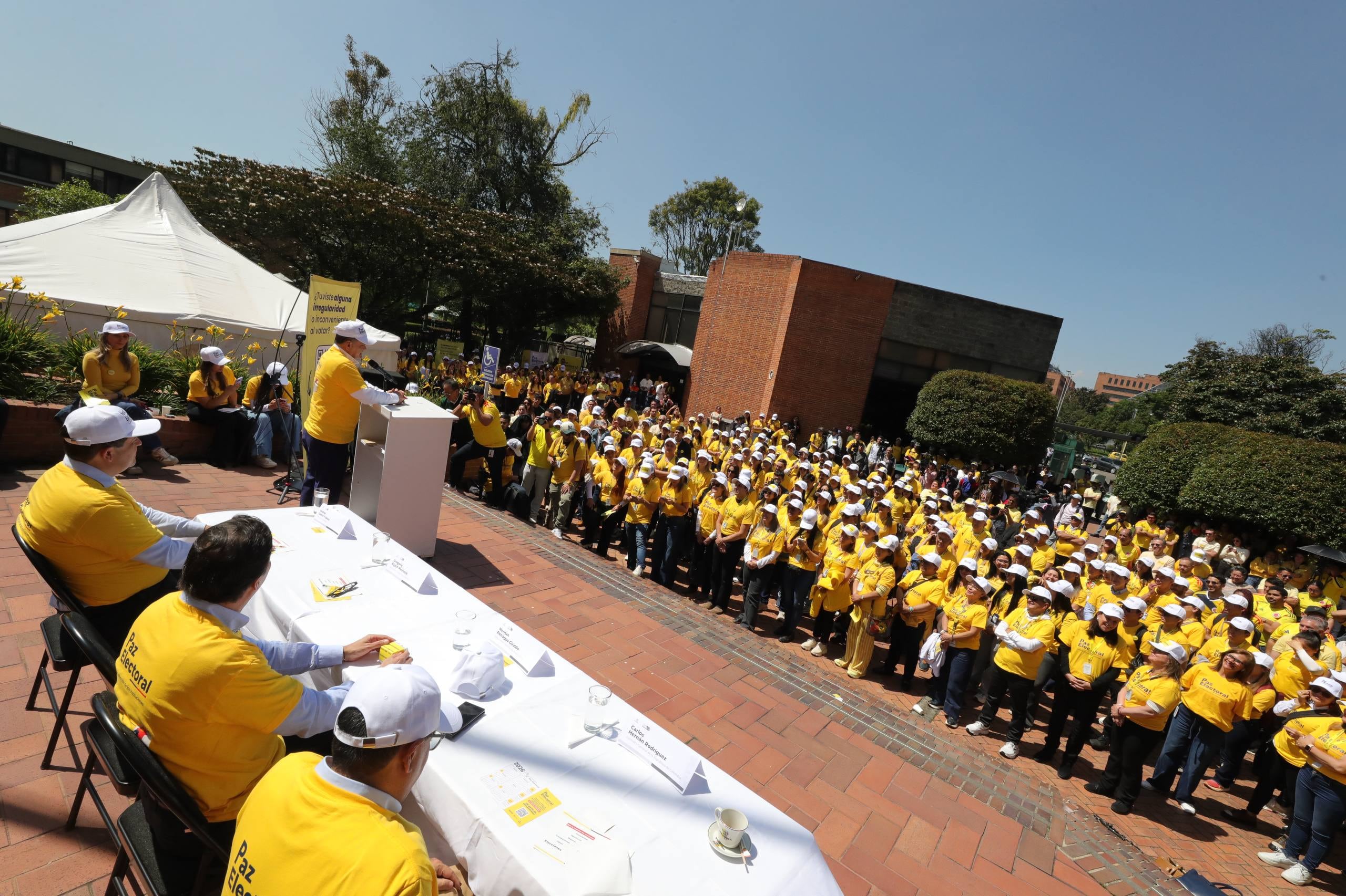 El procurador dio su mensaje desde la plazoleta de la Registraduría.