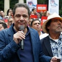 German Vargas Lleras, jefe natural del partido Cambio Radical, ha cumplido la metae con dos millones de firmas ya fueron recolectadas para validar su candidatura a la presidencia.
En campaña para las elecciones 2018
Bogota oct 20 2017
Foto: Guillermo Torres / Revista Semana
