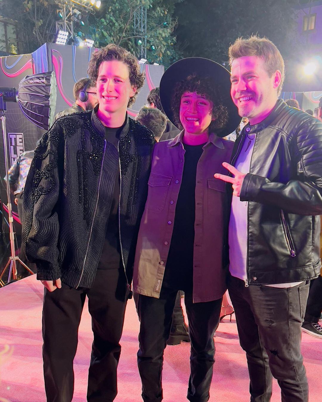 Infinidad de influencers se dieron cita en Bogotá para los Tik Tok Awards 2023. Foto: Instagram @lagranjadelborrego.