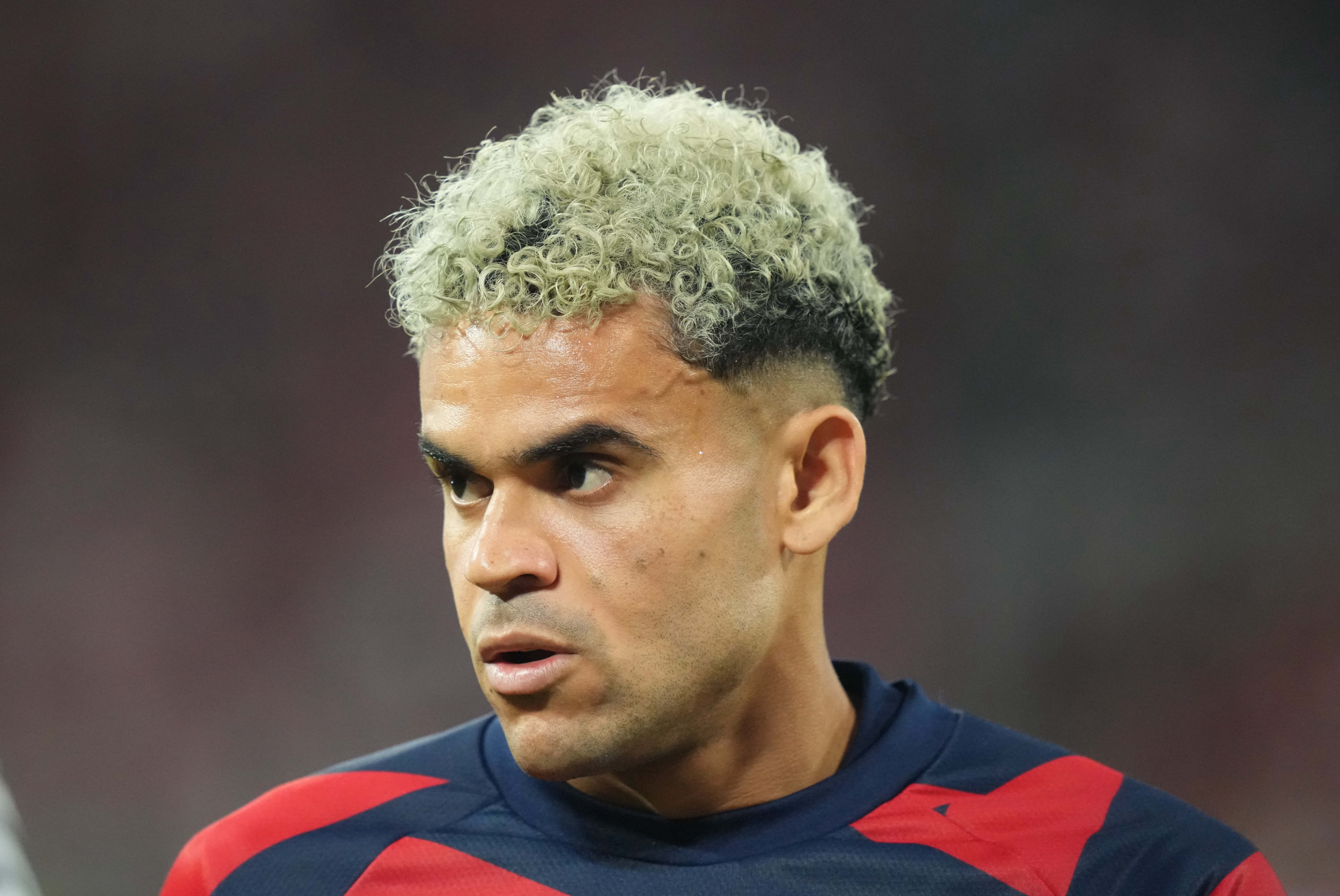 Luis Díaz en un calentamiento previo a un partido con Bayern Múnich