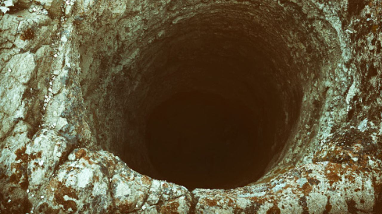 Pozo volcánico / Imagen de referencia