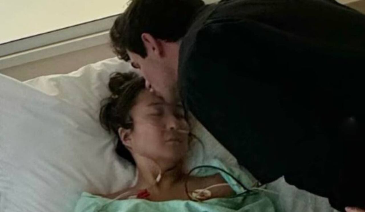 La actriz fue hospitalizada de urgencia por problemas de salud delicados.