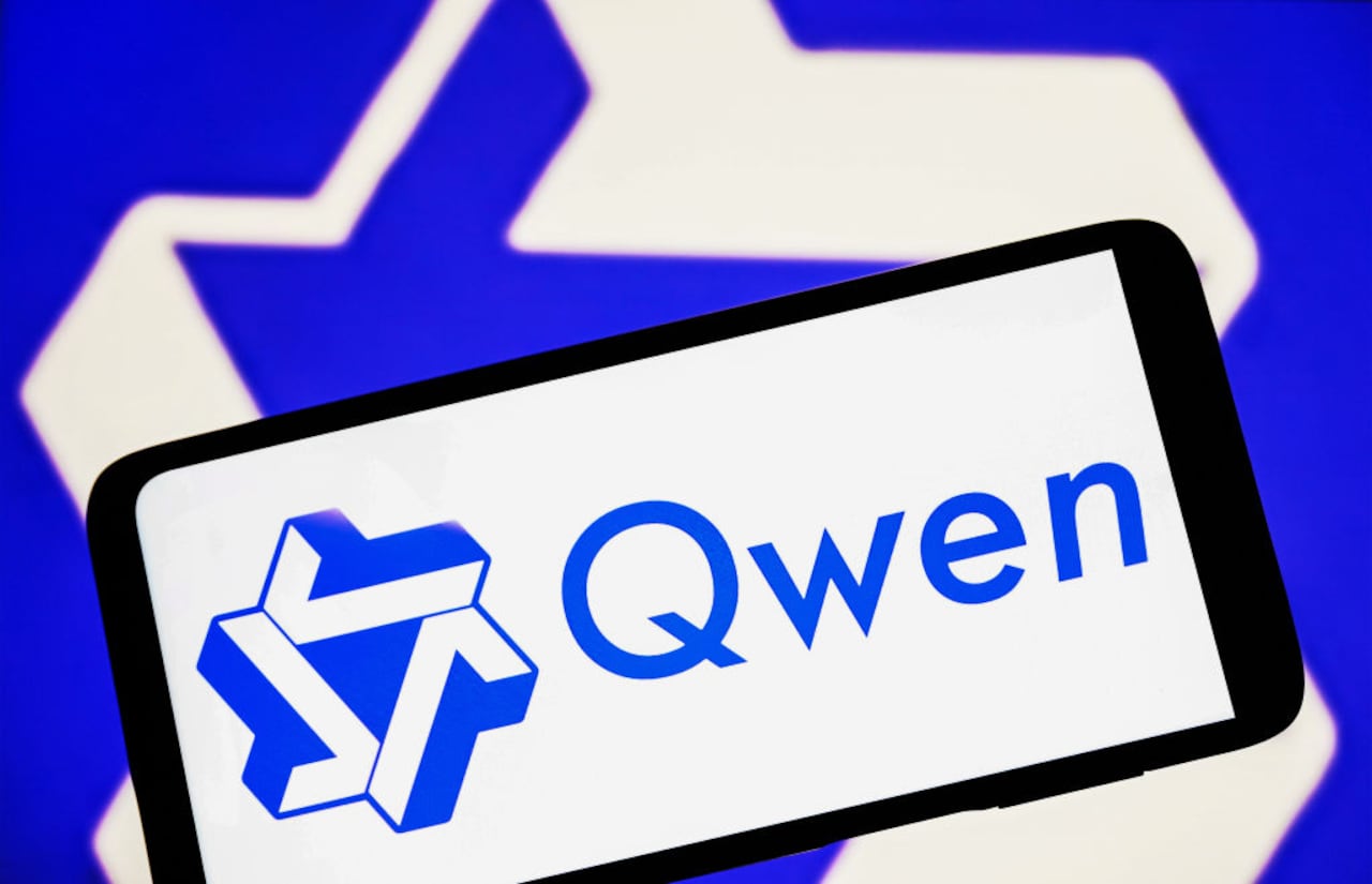 China gana terreno en la carrera de la inteligencia artificial con modelos como el Qwen2.5-Max de Alibaba.