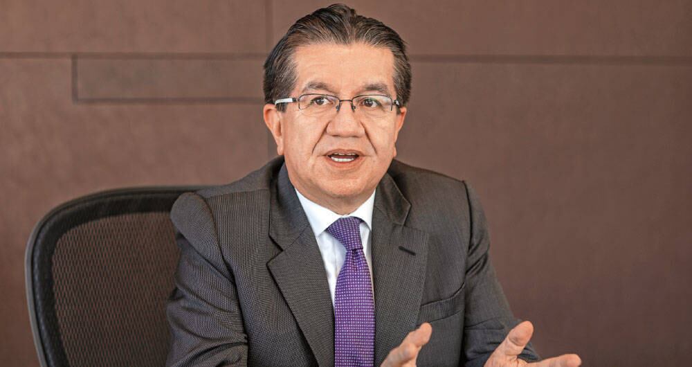 Ministro de Salud, Fernando Ruiz.