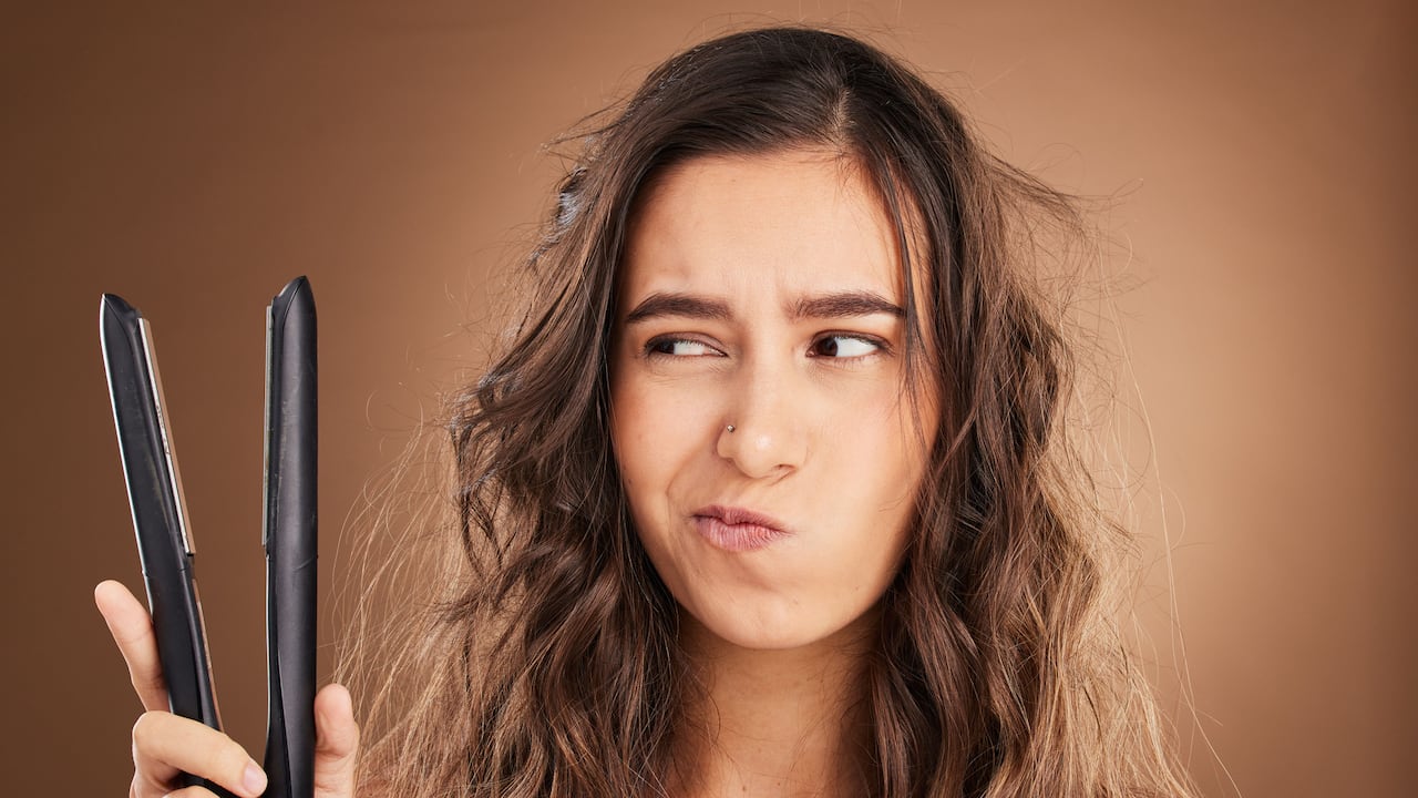 El mantenimiento adecuado de la plancha no solo permitirá un alisado más eficaz, sino que también prolongará la vida útil del aparato.