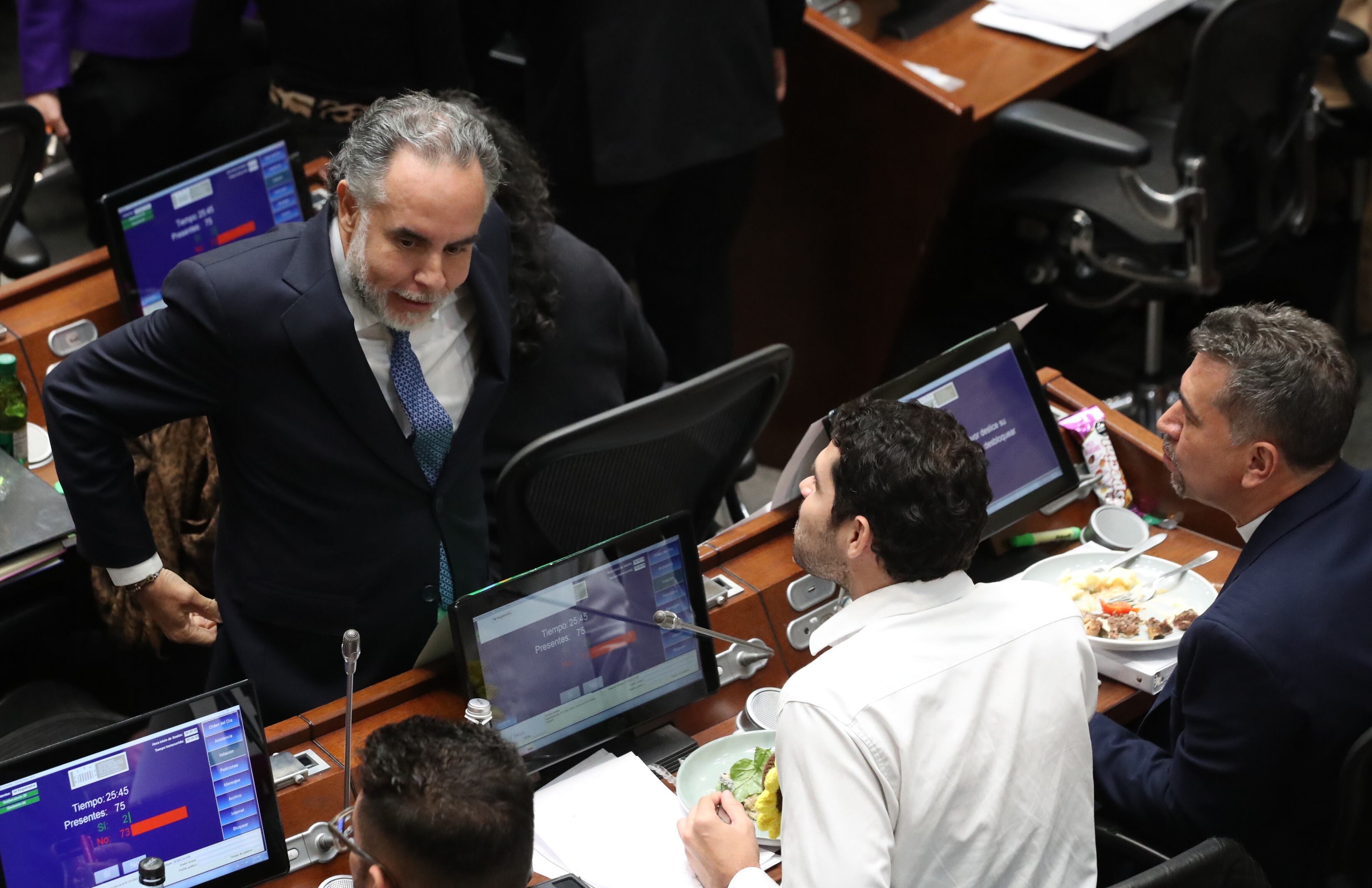 Plenaria Senado, reforma laboral