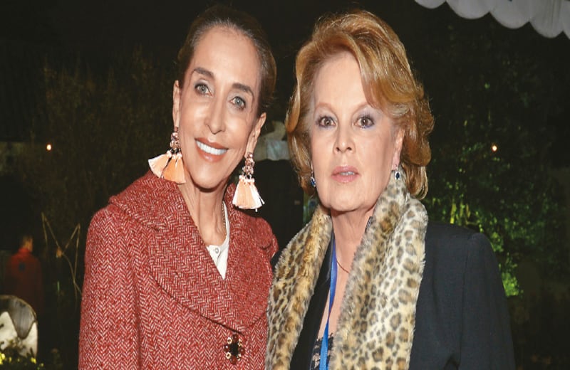 Pilar Castaño y Clemencia de Polidura.