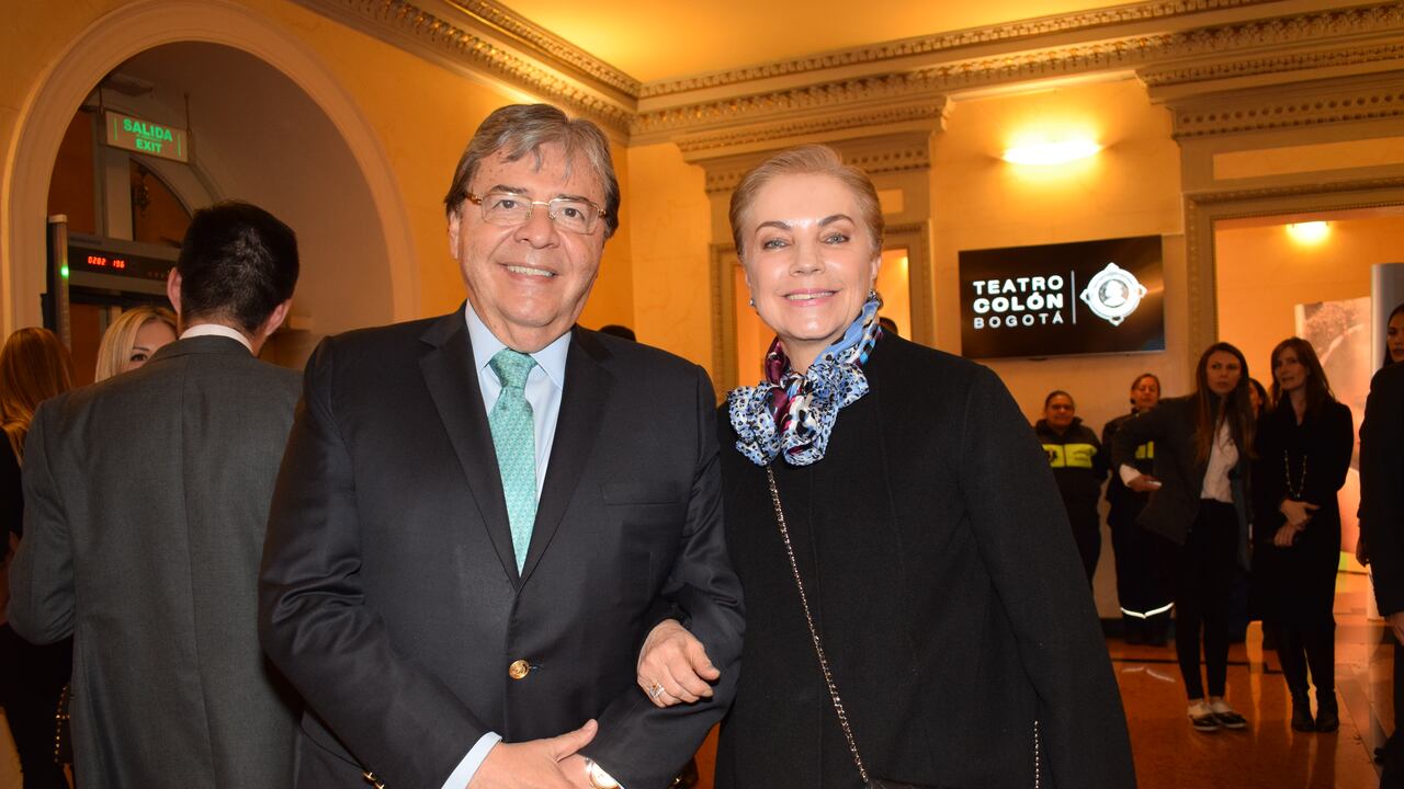 CARLOS HOLMES TRUJILLO Y ALBA LUCIA ANAYA
MARZO 12 DE 2020