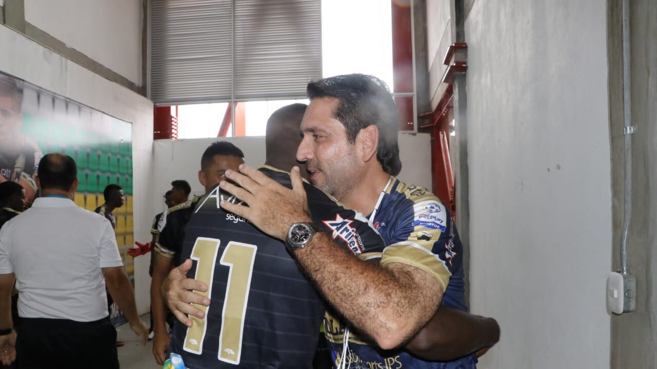 El gobernador del Meta, Juan Guillermo Zuluaga, siempre ha dicho que es hincha de Llaneros