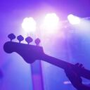 El cantante murió cuando afinaba su guitarra (imagen de referencia).