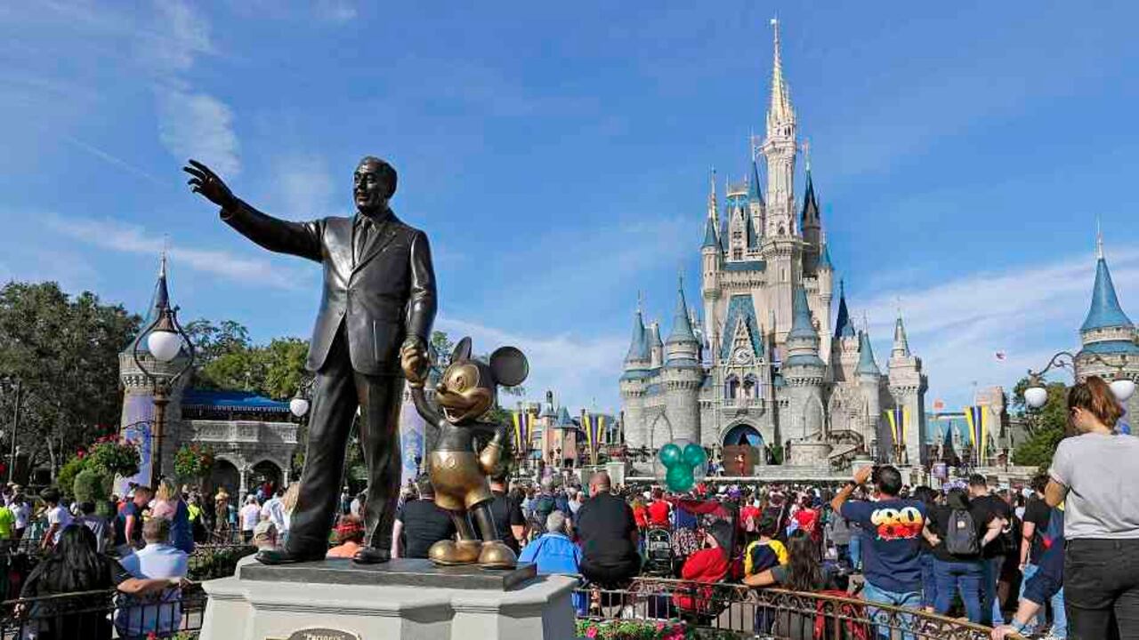 Tras el anuncio, las acciones de Disney subieron más de un 5% durante las operaciones en el comercio de horario extendido.