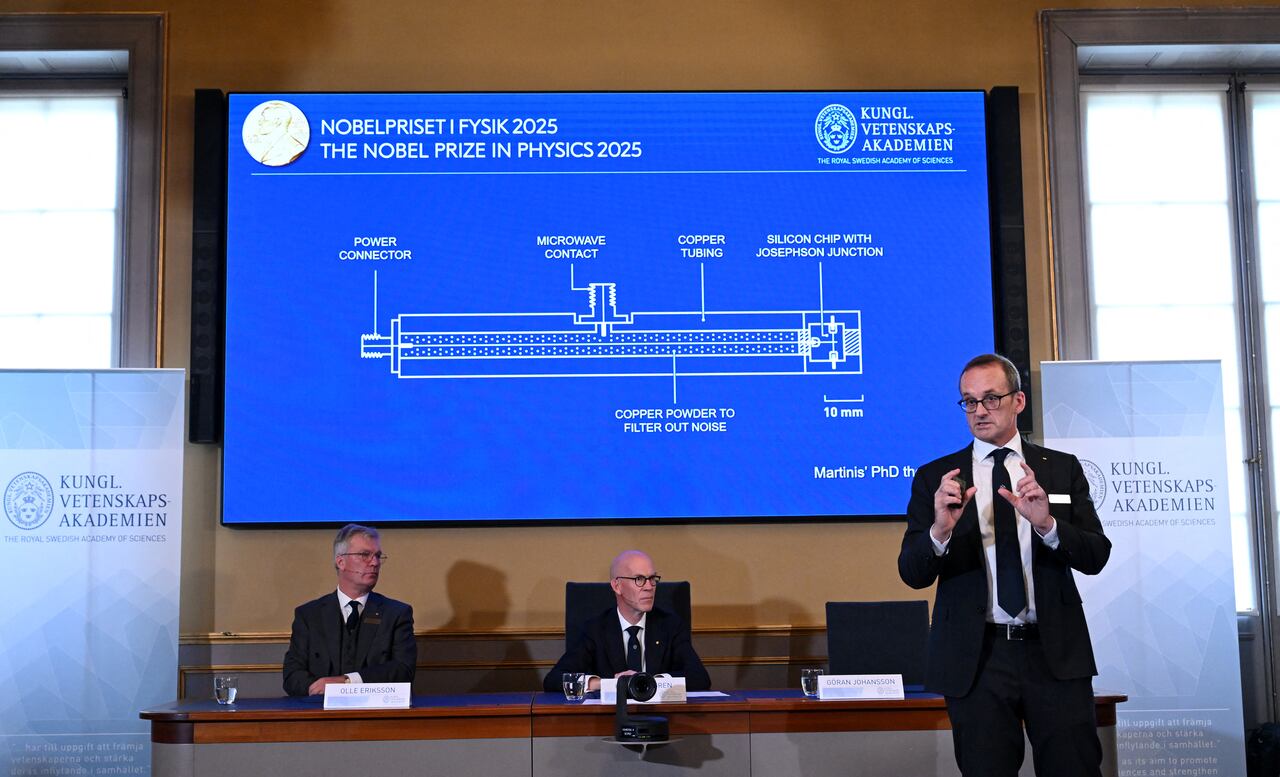 Túnel cuántico Premio Nobel de física 2025