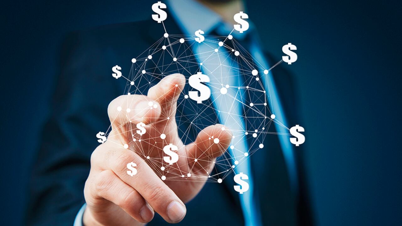 Si bien los activos en el país con un dólar fuerte se vuelven más baratos, una devaluación intensa podría afectar los retornos porque estarán apalancados en un peso débil.