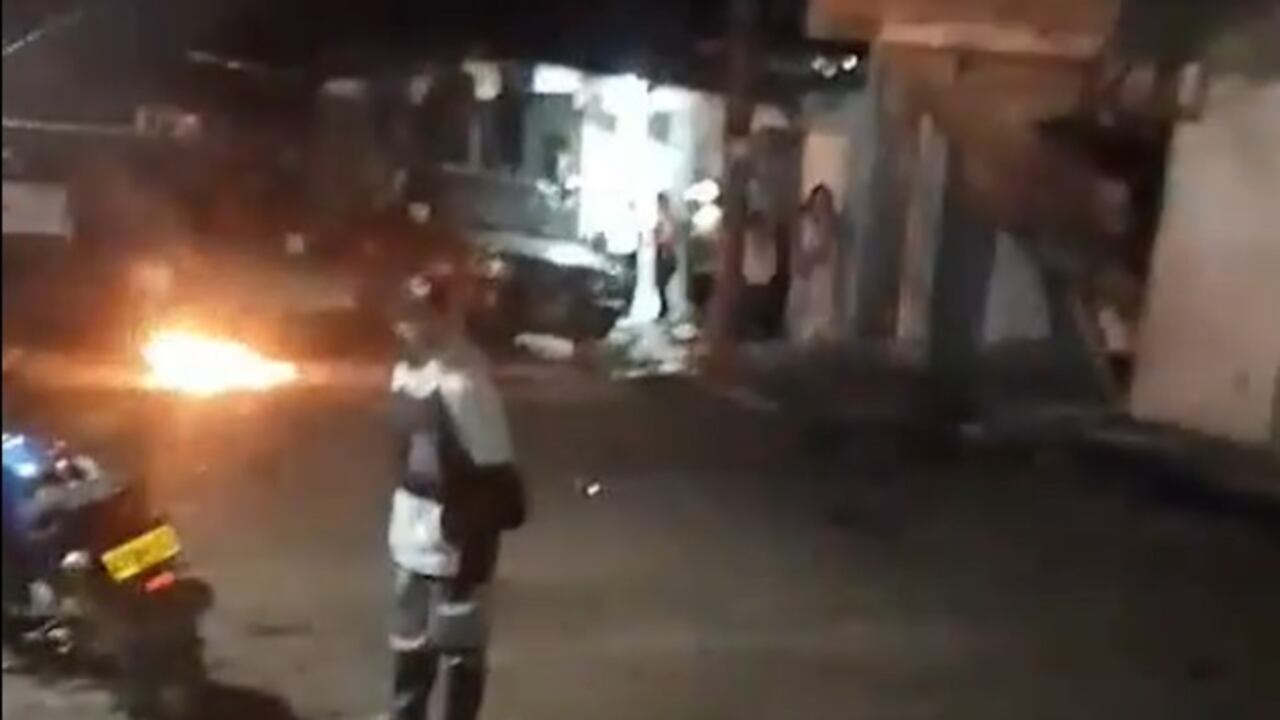 Las autoridades buscan establecer si se trató de un ataque de las disidencias de las Farc. Foto: @AntonioMinotta