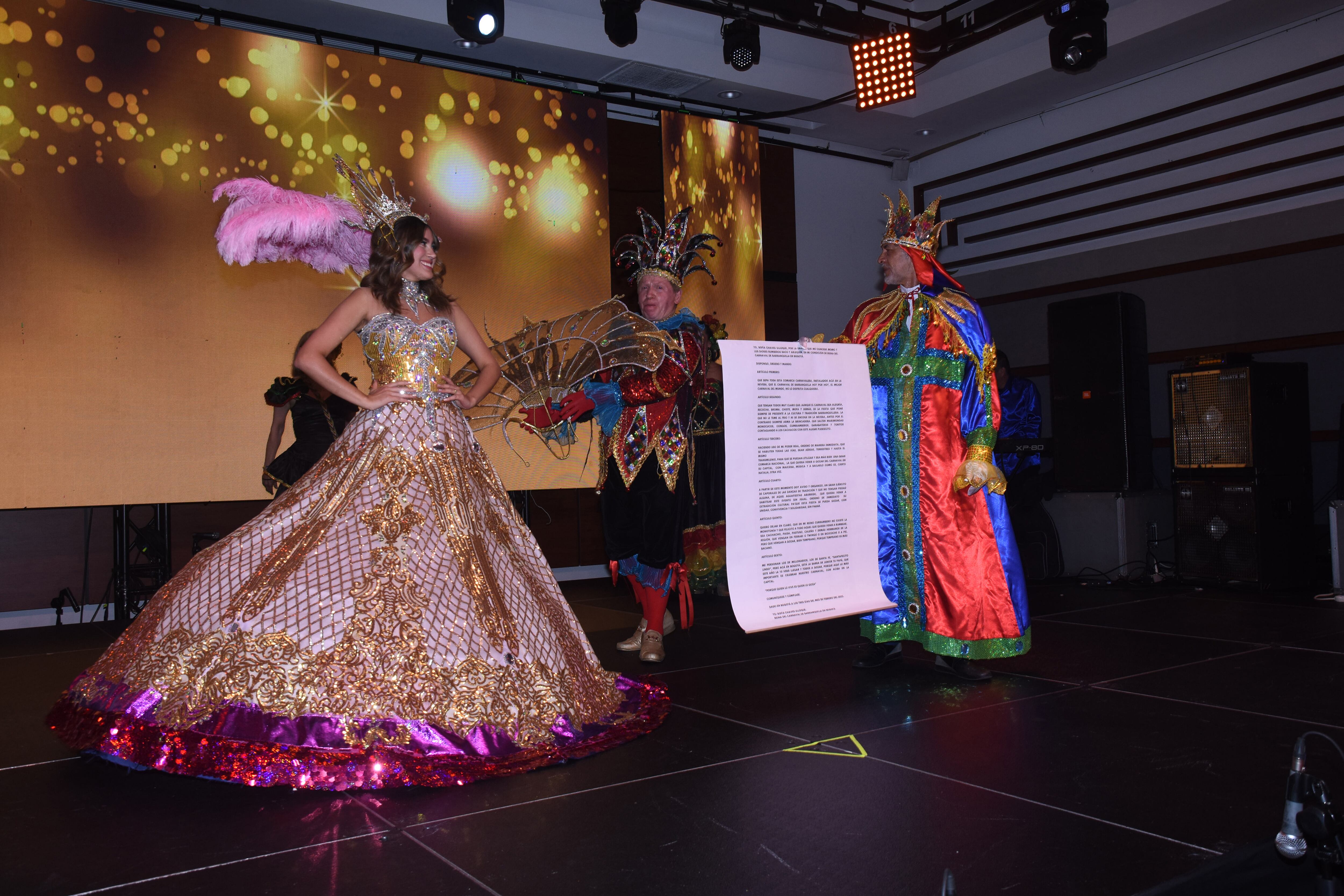 Con la lectura del bando se da inicio al carnaval de Barranquilla en Bogotá.