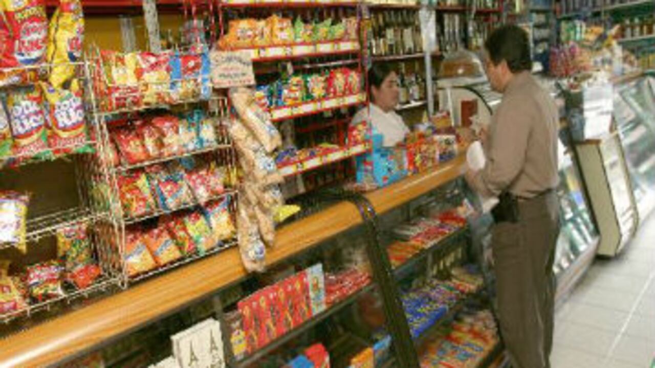 Tienda: La tienda de barrio es el negocio más popular en el país y a juzgar por la proliferación que tienen estos establecimientos, es fácil concluir que pueden convertirse en un generador de ingresos importante porque tienen la posibilidad de vender cientos de productos de toda clase.