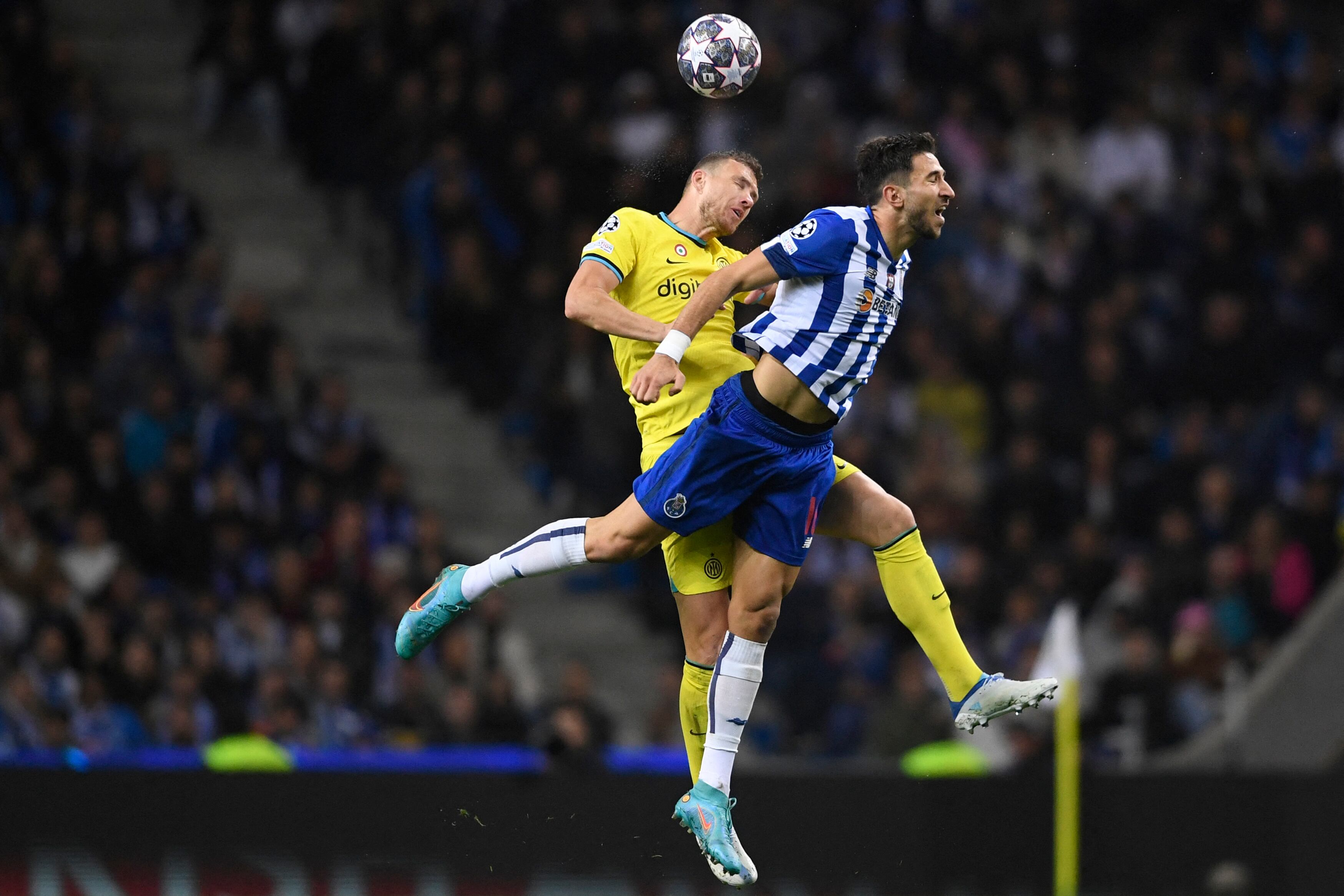 Porto e Inter lucharon en UCL por el cupo a cuartos de final.