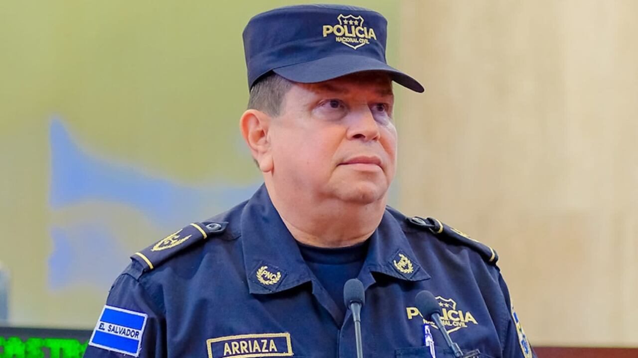 Mauricio Arriaza, Director de policía de El Salvador.