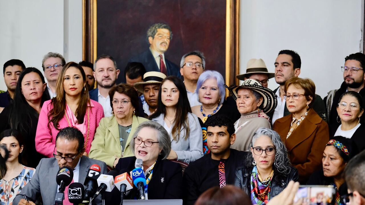 El Pacto Histórico logró un gran respaldo en las urnas, pero la estrategia parece estarles costando a casi un año de haberse posesionado.