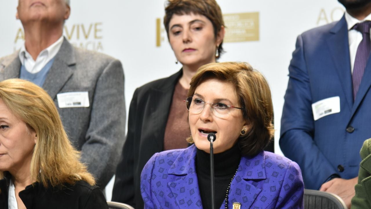 Representante a la Cámara Julia Miranda.