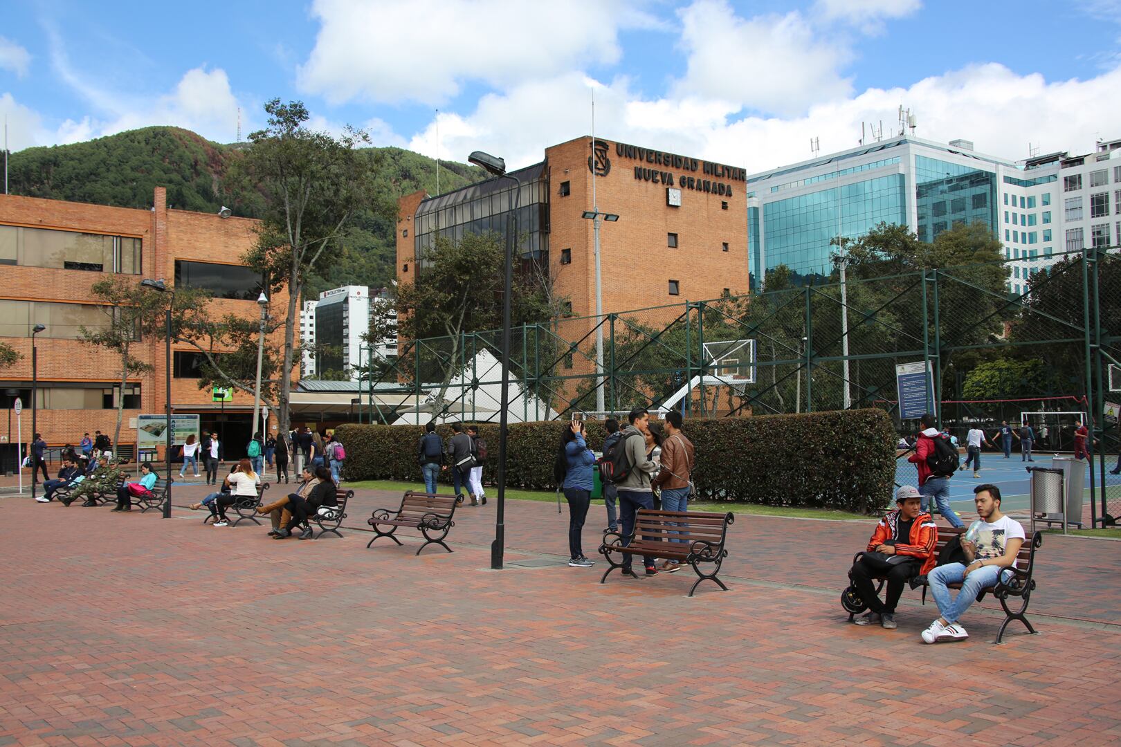 La Universidad alcanzó el puesto número 15 en el Ranking U-Sapiens, destacándose por su producción científica en áreas críticas como seguridad, salud pública y sostenibilidad ambiental.