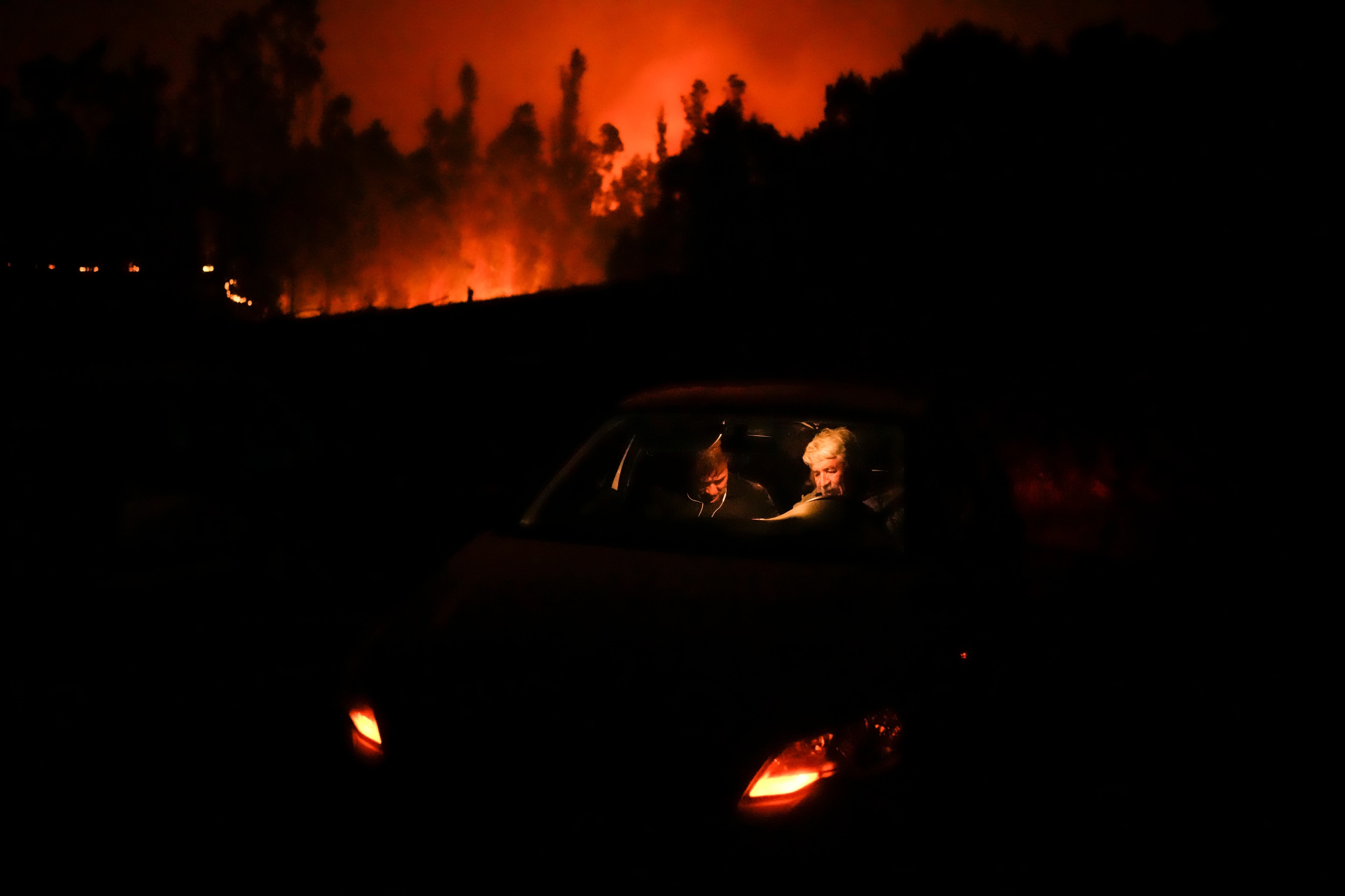 El viernes el balance oficial de muertos por los siniestros ascendía a 13, cifra que este sábado subió primero a 16, después a 22 y luego a 23.
