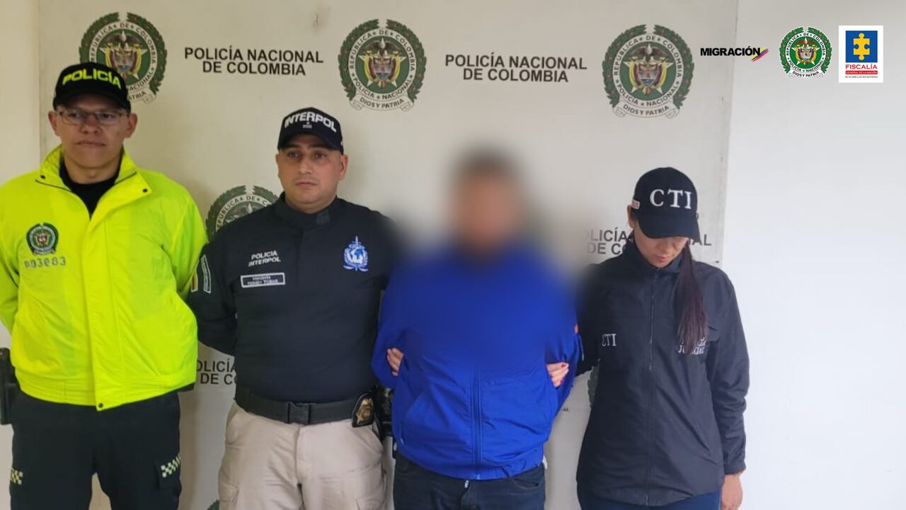 Momento de la captura del ciudadano ecuatoriano señalado de abusar a su prima.