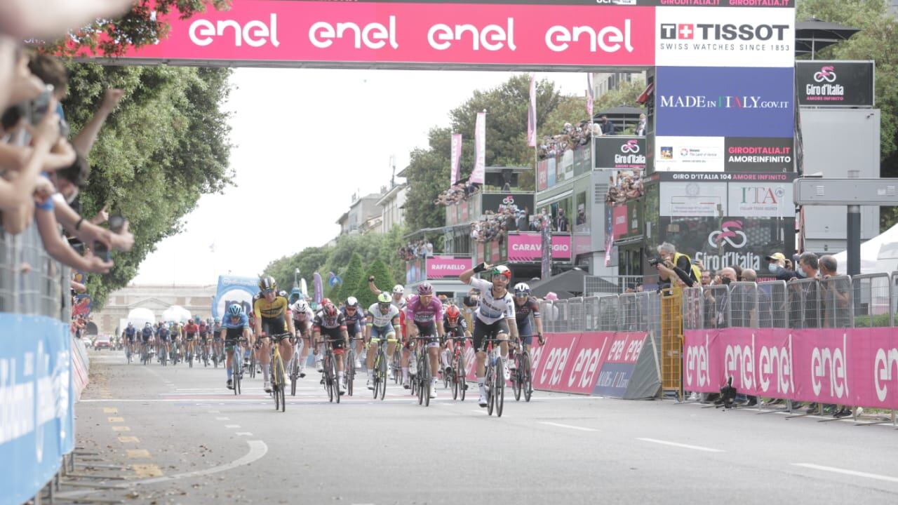 Llegada meta etapa 13, Giro de Italia de 2021