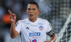 Polémica acción de Carlos Bacca.