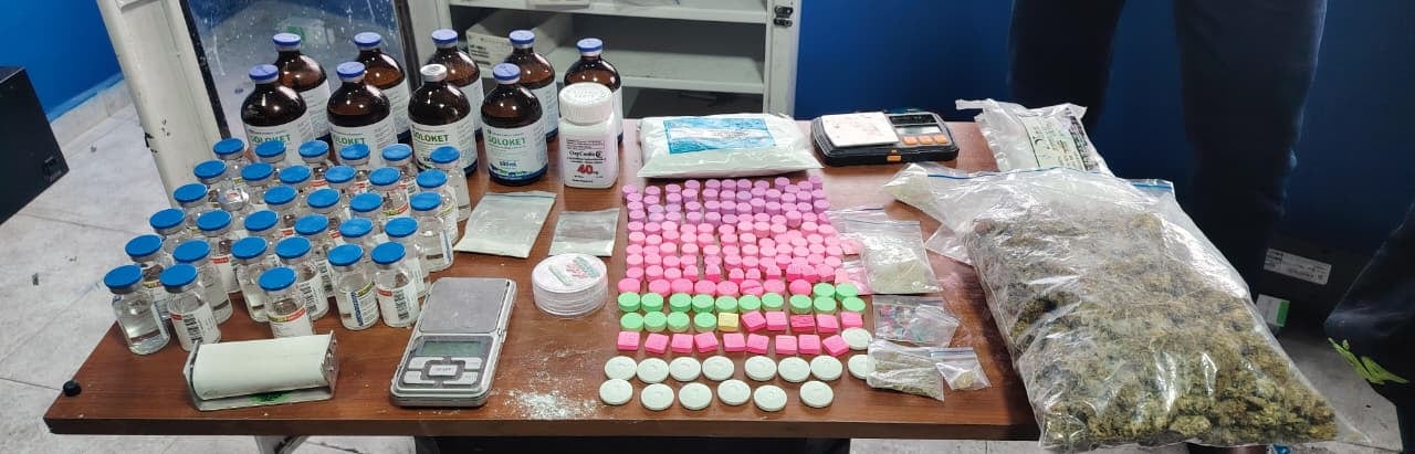 Descubren laboratorio ilegal de drogas sintéticas en el sur de Bogotá.