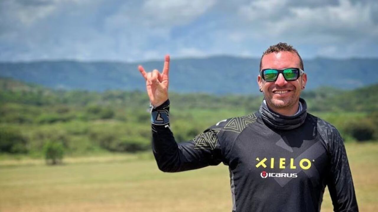 El paracaidista murió a los 43 años, tras sufrir accidente en pleno salto. | Foto: @xieloskydive