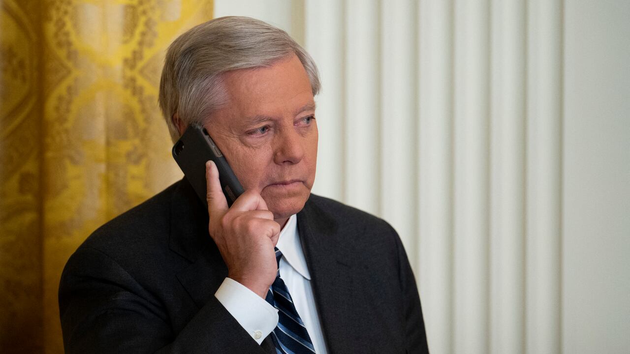 El senador Lindsey Graham hizo un llamado para que alguien en Rusia asesine a Putin