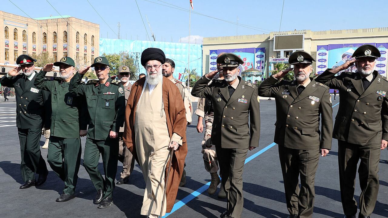 El guía supremo, máxima autoridad de Irán, consideró que con el ataque sorpresa de Hamás Israel sufrió "un fracaso irreparable en los ámbitos militar y de inteligencia".