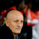 Santa Fe's Uruguayan head coach Pablo Repetto looks on ahead of the Copa Libertadores group stage football match between Argentina's Platense and Colombia's Independiente Santa Fe at the Ciudad de Vicente Lopez stadium in Vicente Lopez, Buenos Aires province, Argentina on April 29, 2026. (Photo by Alejandro PAGNI / AFP)