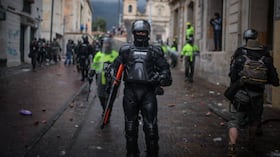 Foto referencial de un agente del Esmad durante las protestas del Paro Nacional en 2021.