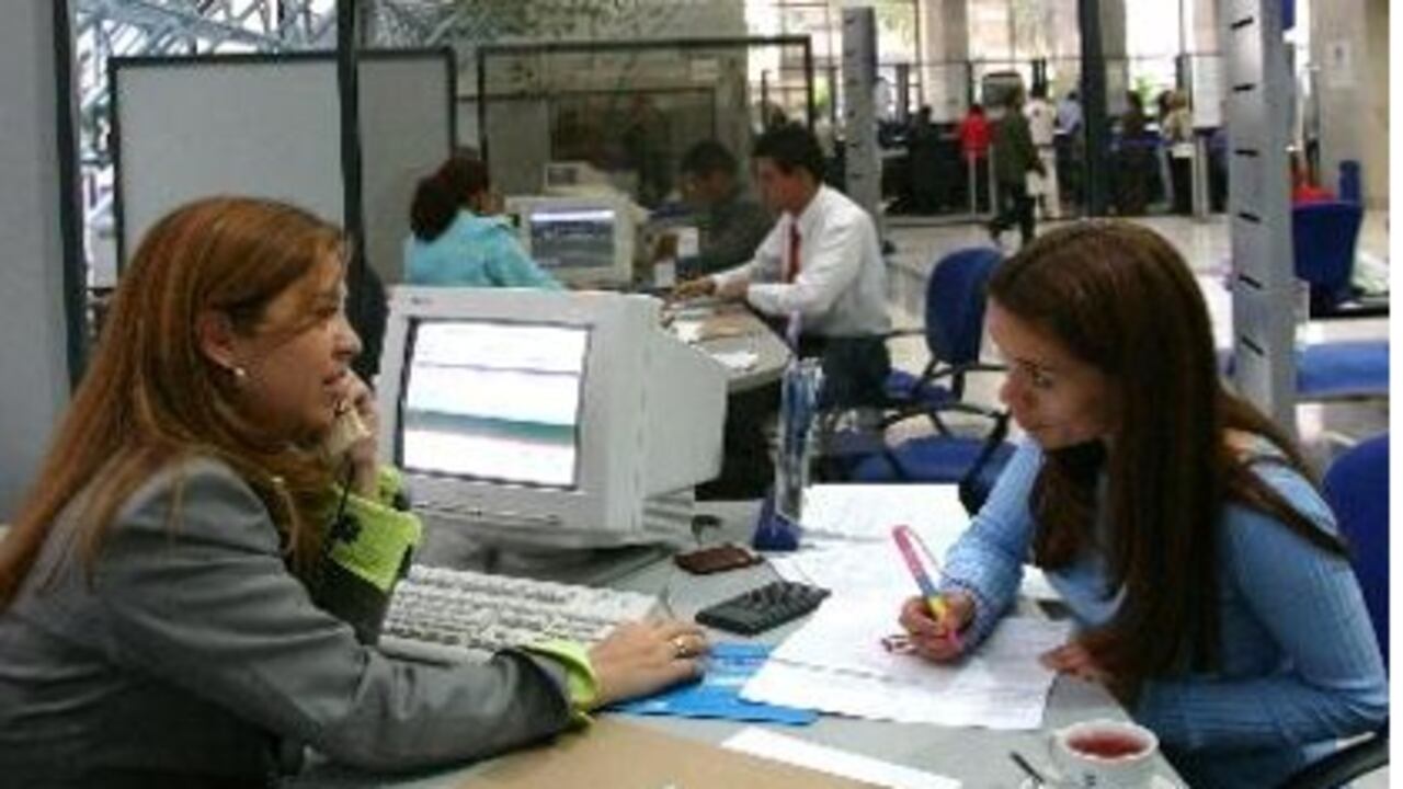 Muchas personas se daban cuenta de que estaban reportadas cuando iban a solicitar un crédito. Ahora deben ser notificadas con anterioridad.