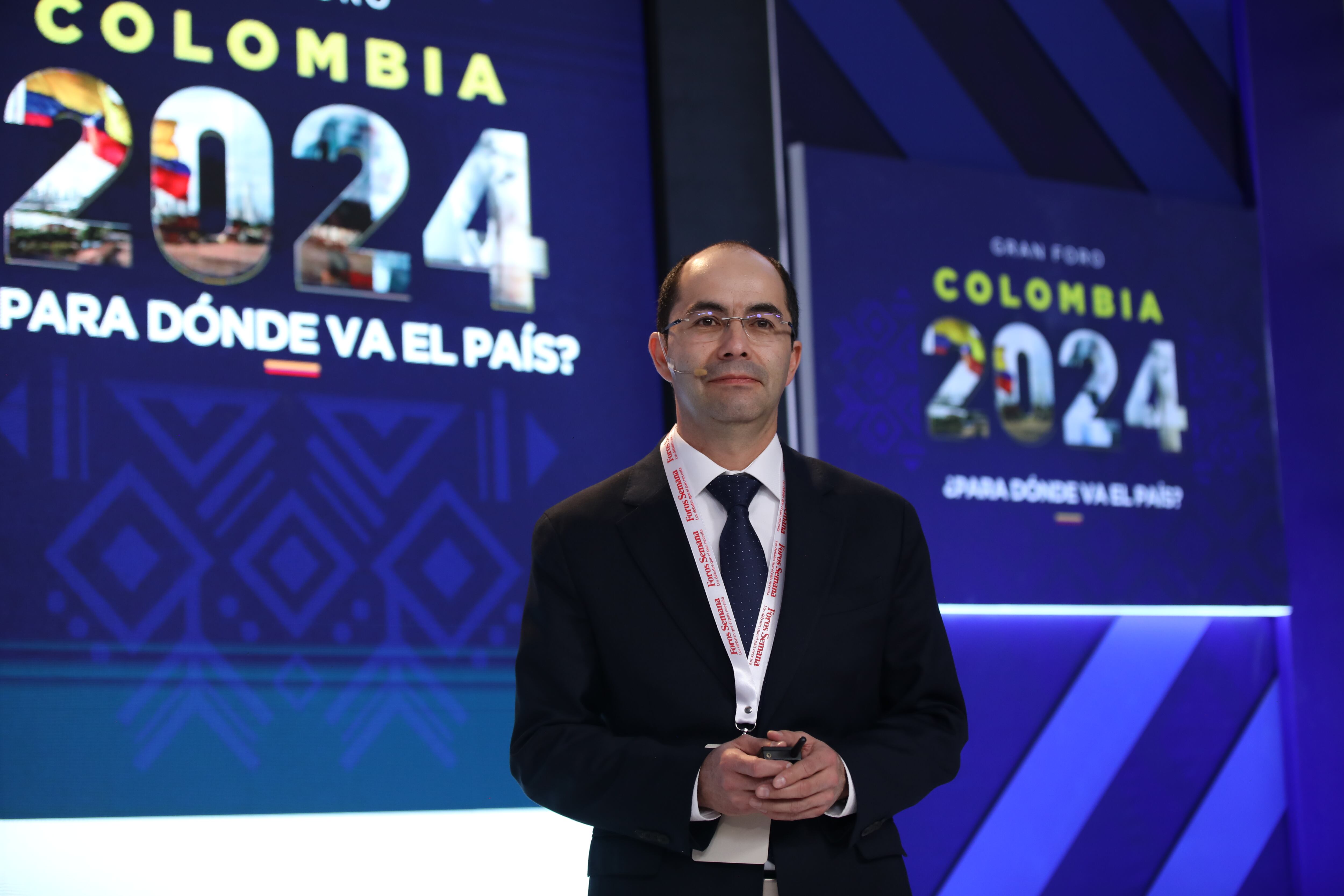 Javier Birchenall, profesor de economía de la Universidad de California, explicó la relación que hay entre el crecimiento económico y la desigualdad que hay en el país.