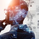 Las personas inteligentes por lo general, no hablarán cuando desconozcan un tema.