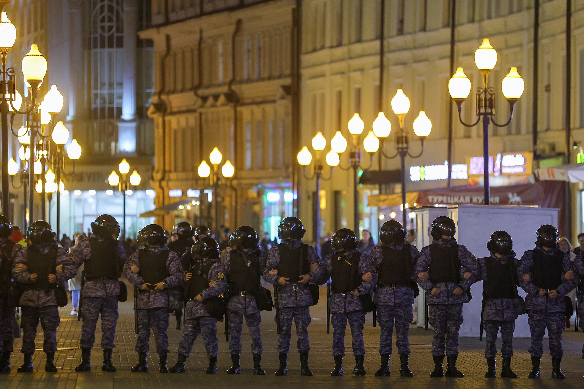 En imágenes : Más de 100 detenidos en protestas contra la movilización en toda Rusia