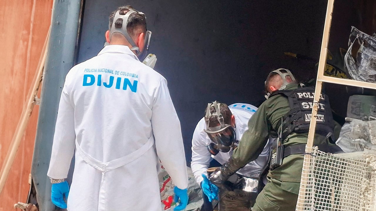 Los mismos detonadores han sido encontrados en los atentados frustrados en Bogotá, Medellín y Cauca. Autoridades siguen la pista de la red que estaría surtiendo a las organizaciones criminales de alto impacto en el país. 