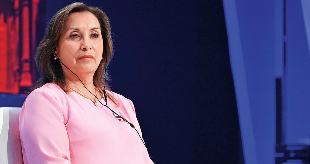 La presidenta de Perú, Dina Boluarte, compareció este miércoles ante los fiscales que la investigan por el ‘Rolexgate’
