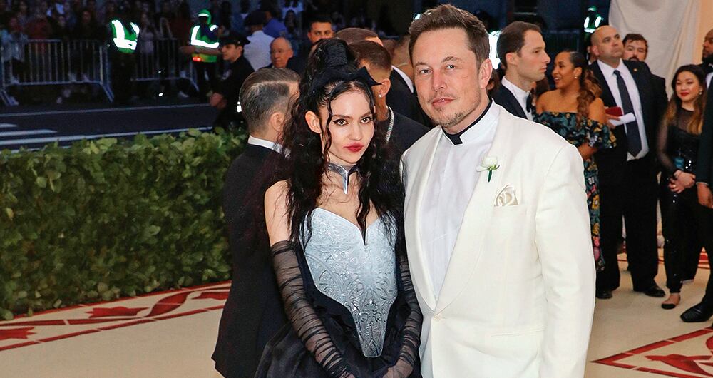 Grimes escribió en su perfil de X (antes Twitter, justamente propiedad de Musk) un mensaje contra su expareja: “Dile a Elon que me deje ver a mi hijo o que por favor responda a mi abogado”.