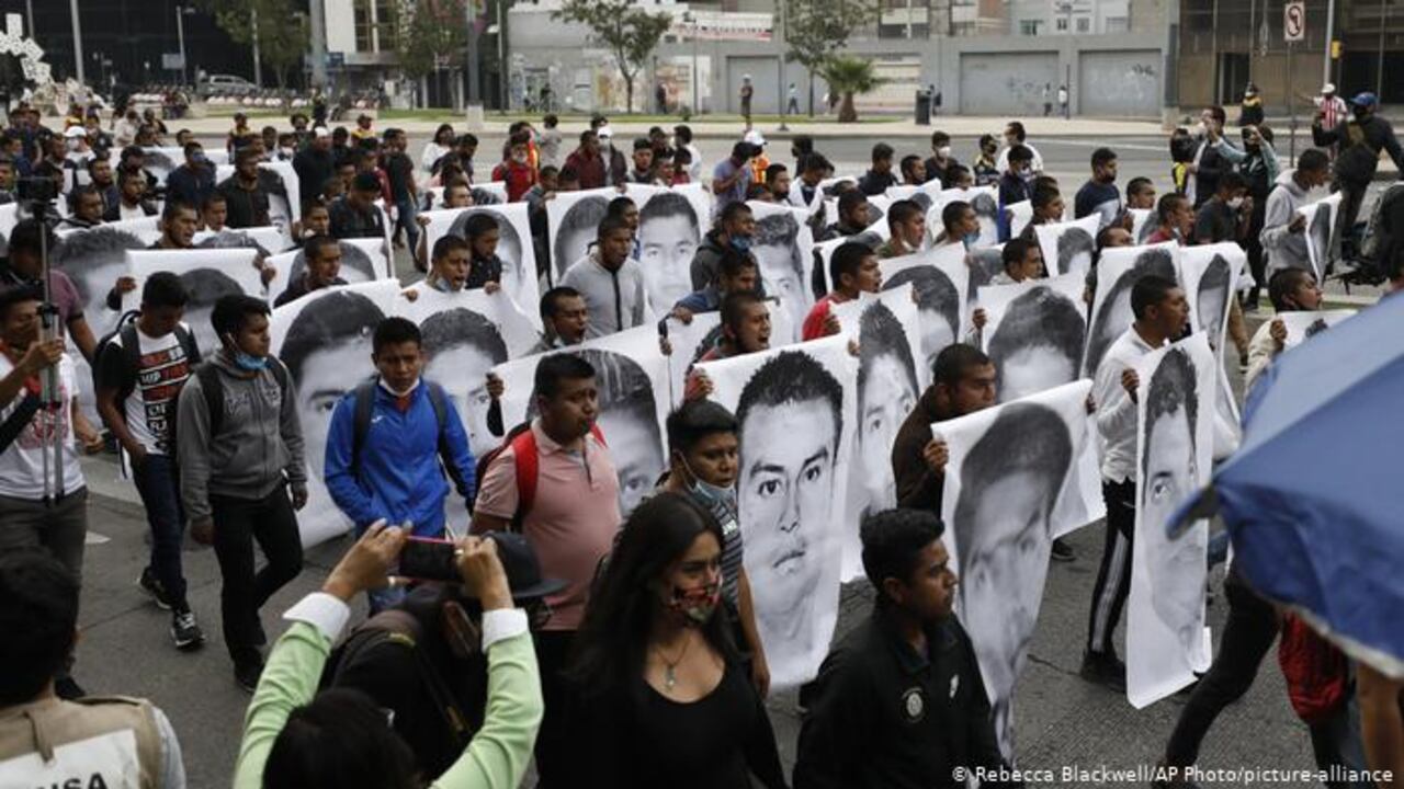 México y Ayotzinapa: Una disculpa, pero ninguna explicación